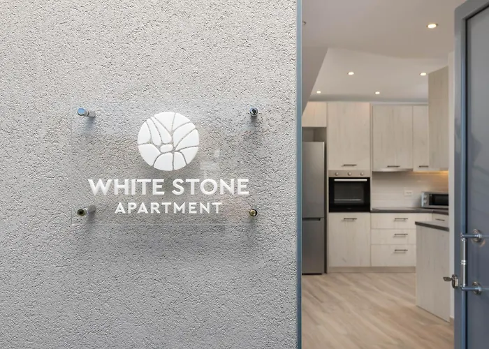 Stone Apartament *